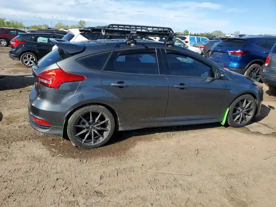 1FADP3L99JL256152 2018 FORD FOCUS-2