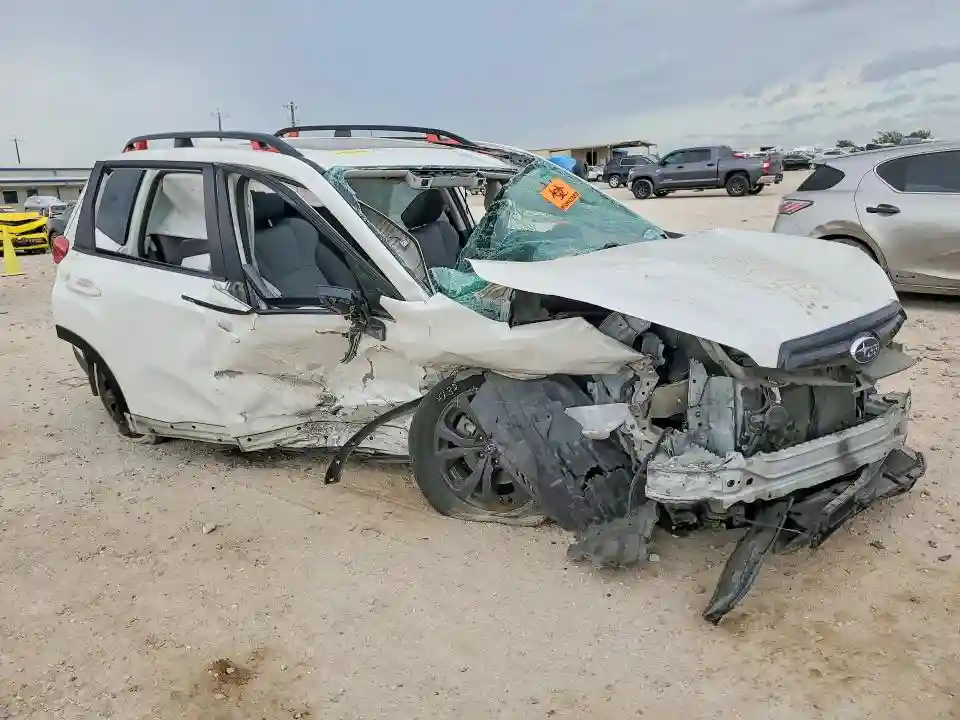 JF2SKARC5MH577556 2021 SUBARU FORESTER-3