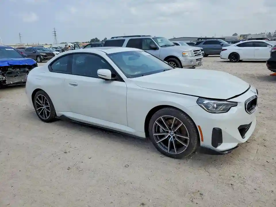 3MW33CM01R8E26876 2024 BMW 2 SERIES-3