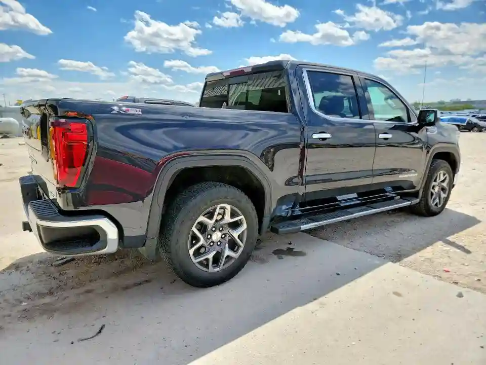 1GTUUDEDXPZ179369 2023 GMC SIERRA-2