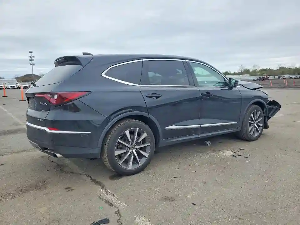 5J8YE1H43SL003821 2025 ACURA MDX-2