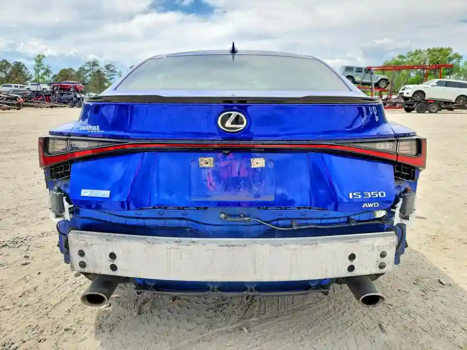 JTHGZ1E27M5019169 2021 LEXUS IS-5