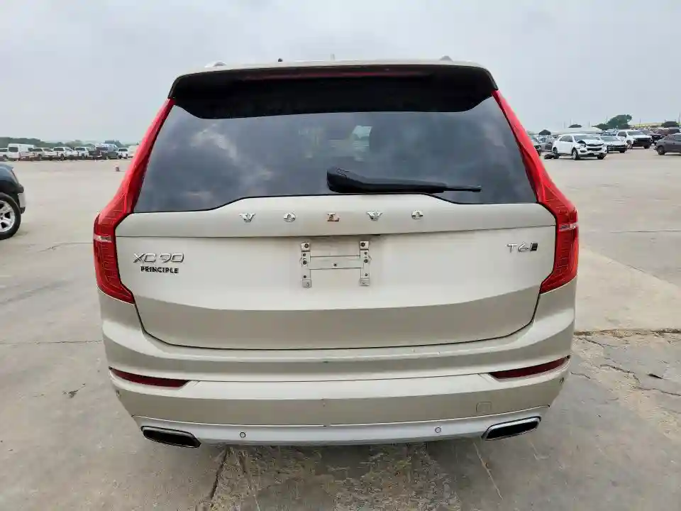YV4A22PK0G1067720 2016 VOLVO XC90-5