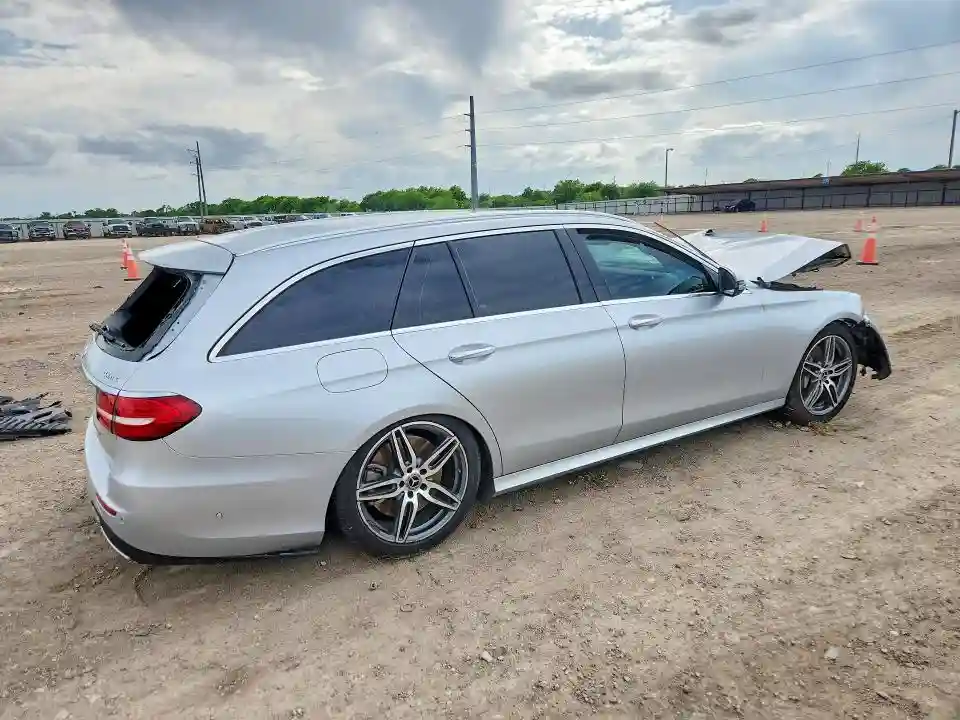 WDDZH6GB5JA375491 2018 MERCEDES-BENZ E-CLASS-2