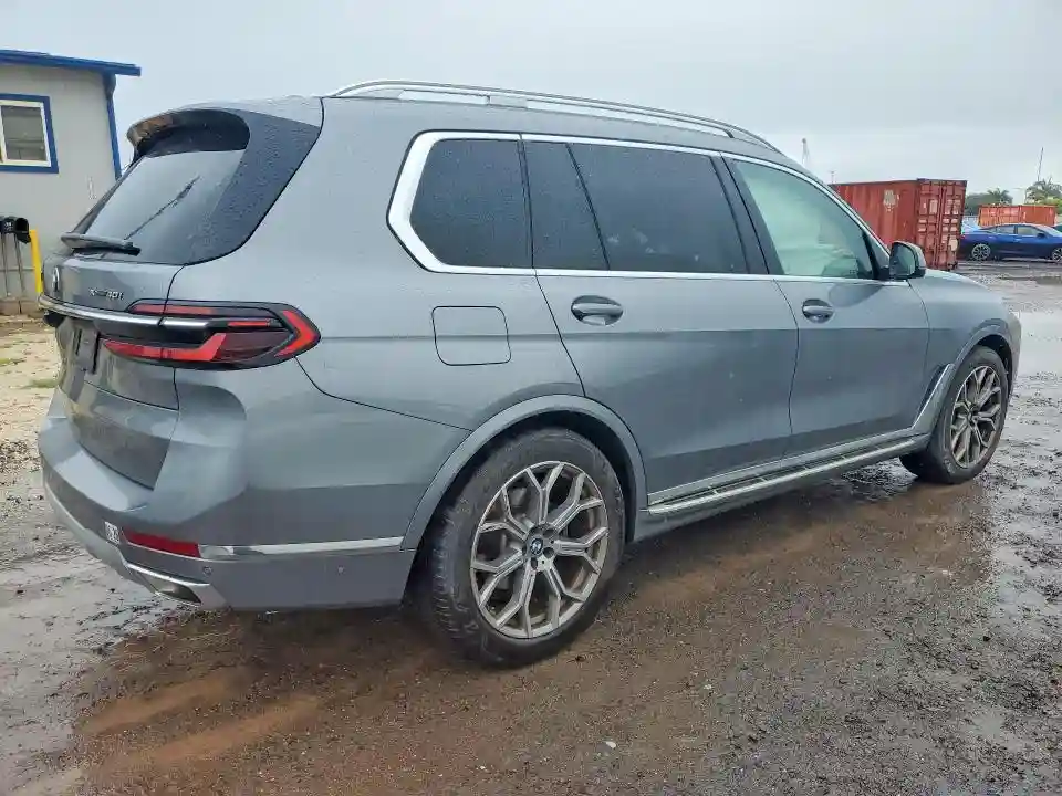 5UX23EM03S9W24587 2025 BMW X7-2