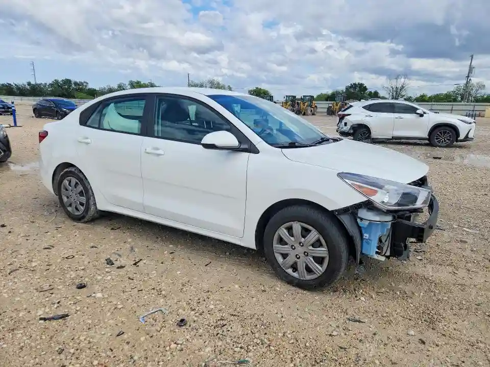 3KPA24AD1PE616007 2023 KIA RIO-3