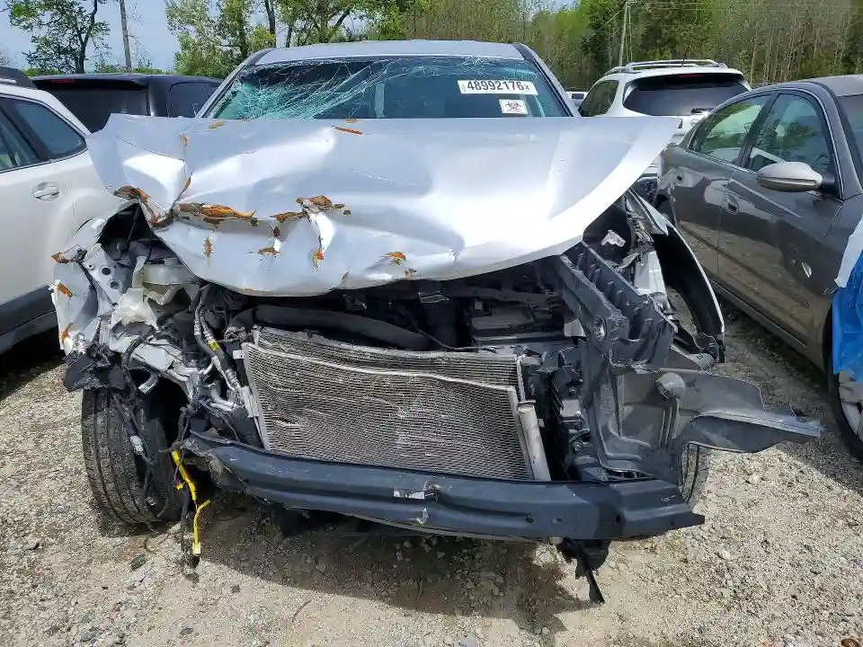5XYZTDLB3JG566944 2018 HYUNDAI SANTA FE-4