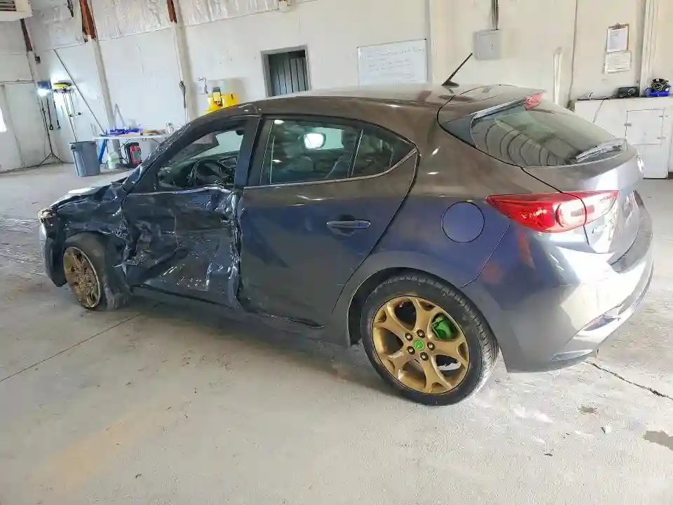 3MZBN1L33JM262158 2018 MAZDA 3-2