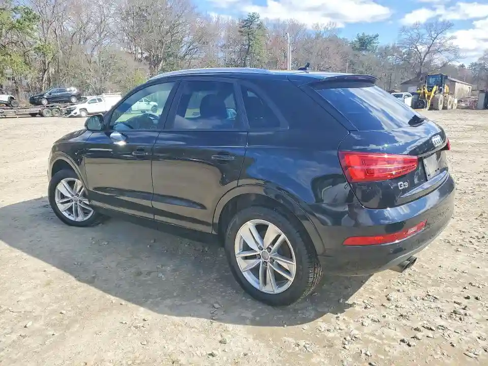 WA1ECCFS3HR017481 2017 AUDI Q3-1