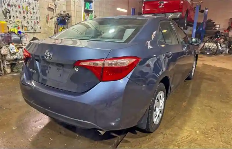 2T1BURHE7HC938077 2017 TOYOTA COROLLA-3