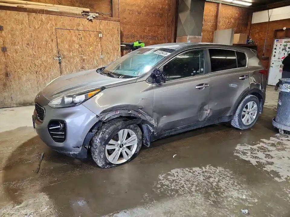 KNDPMCAC9J7447531 2018 KIA SPORTAGE-0