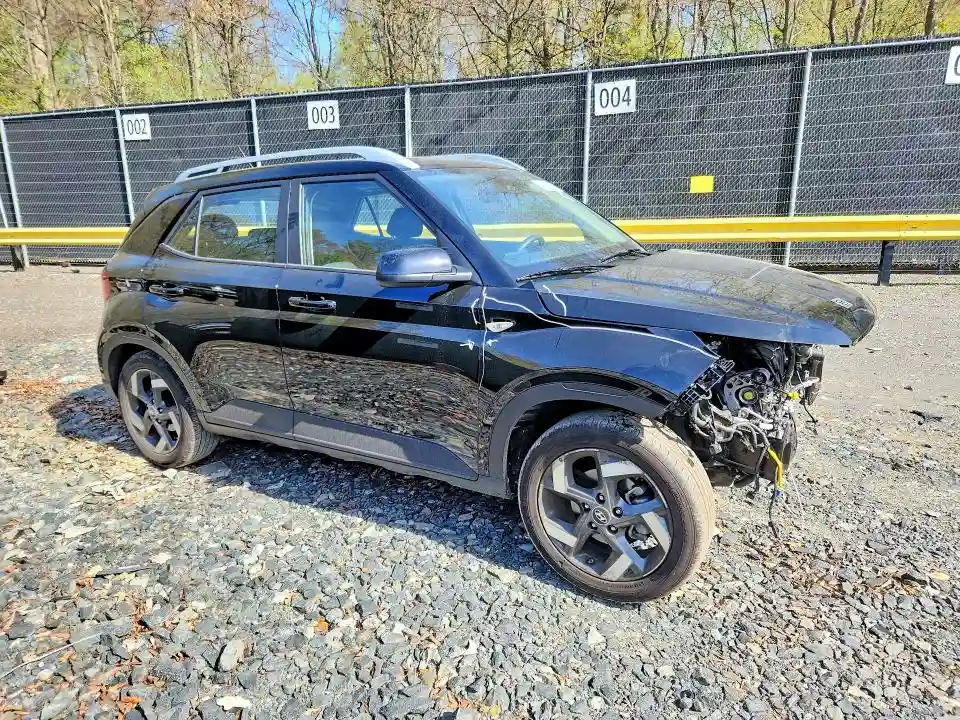 KMHRC8A31SU414577 2025 HYUNDAI VENUE-3