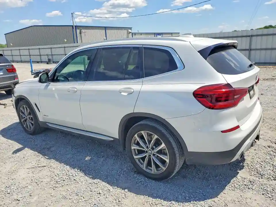 5UXTR9C5XJLC83085 2018 BMW X3-1