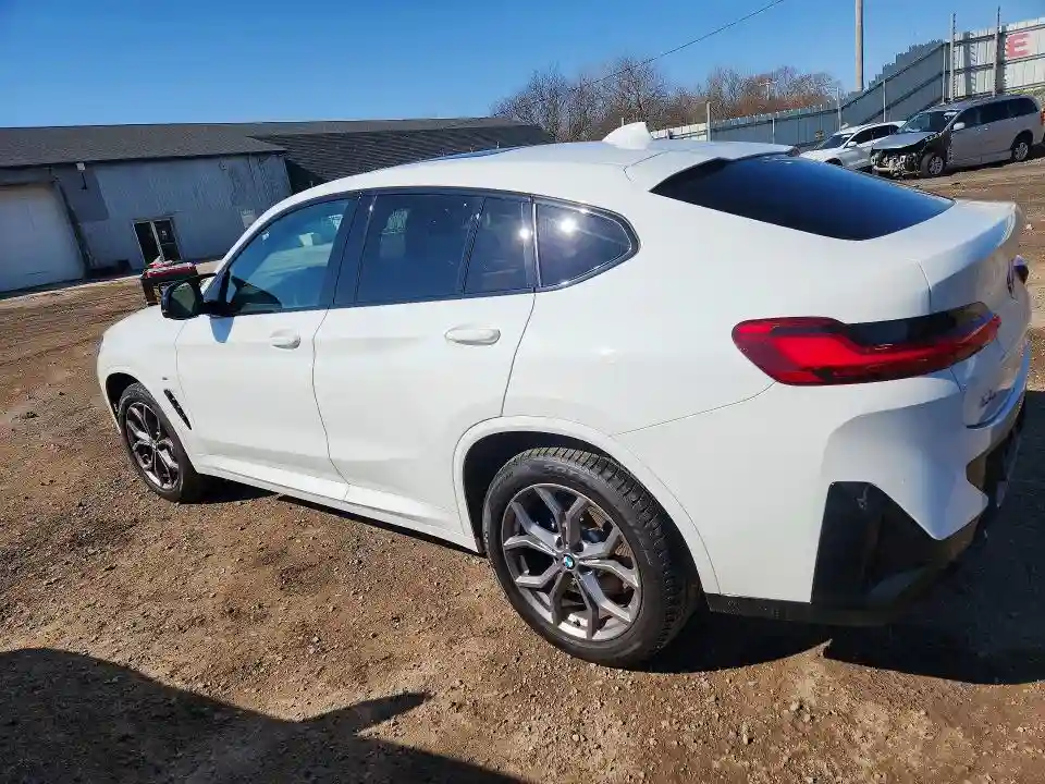 5UX43DT09P9R39485 2023 BMW X4-1