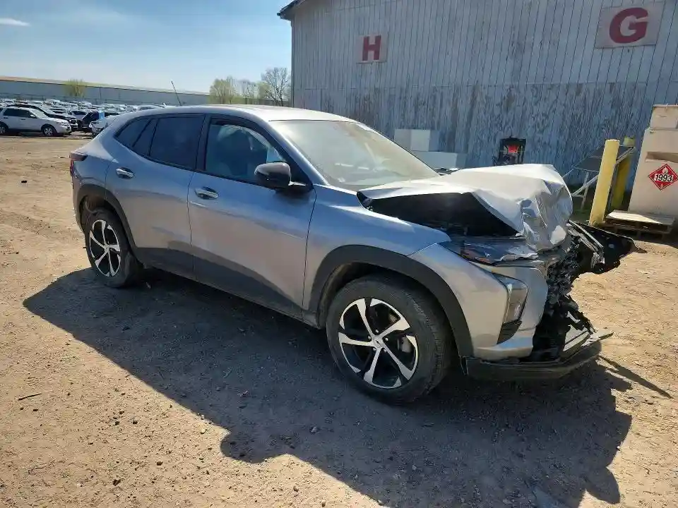 KL77LGEPXSC112128 2025 CHEVROLET TRAX-3