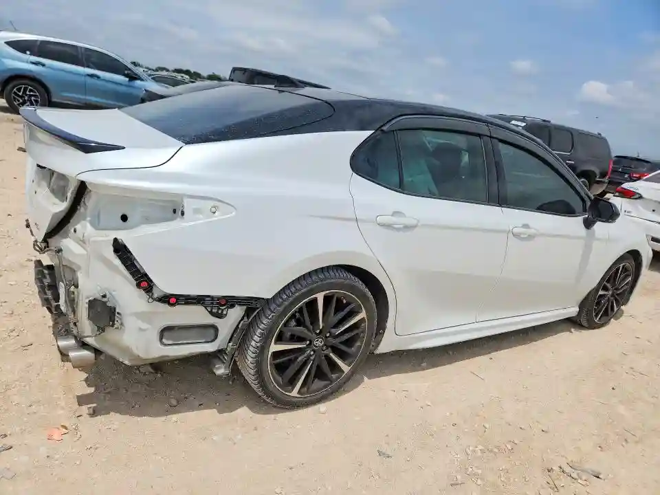 4T1B61HK1KU167929 2019 TOYOTA CAMRY-2