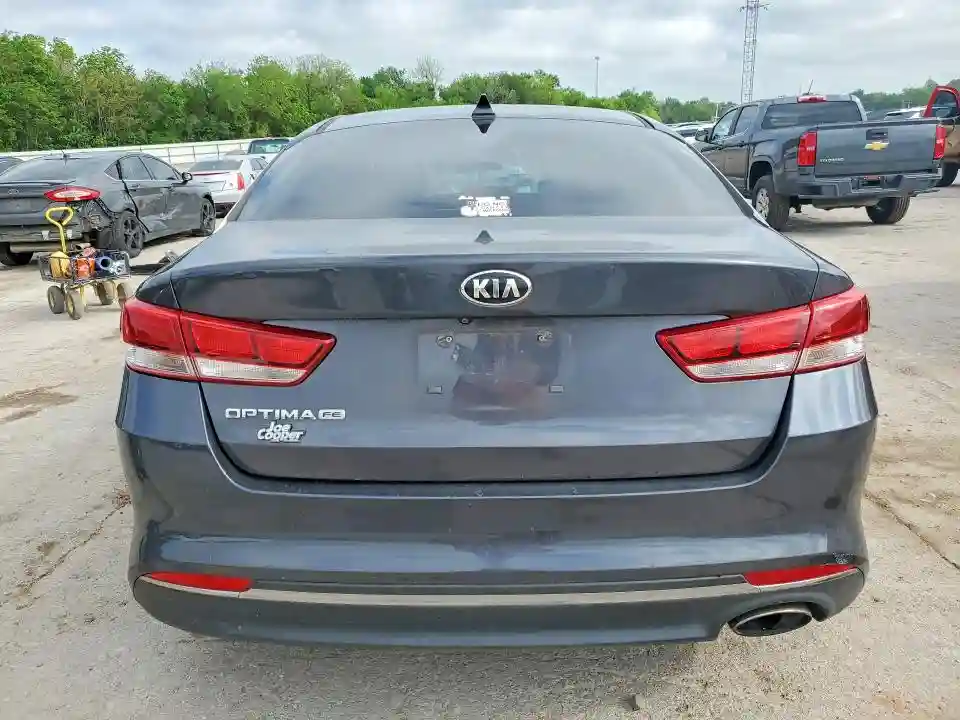 KNAGT4L39H5142121 2017 KIA OPTIMA-5
