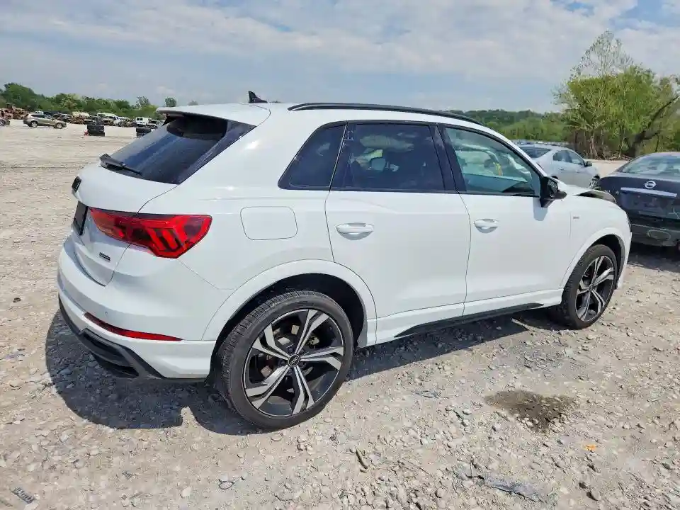 WA1EECF36P1020035 2023 AUDI Q3-2