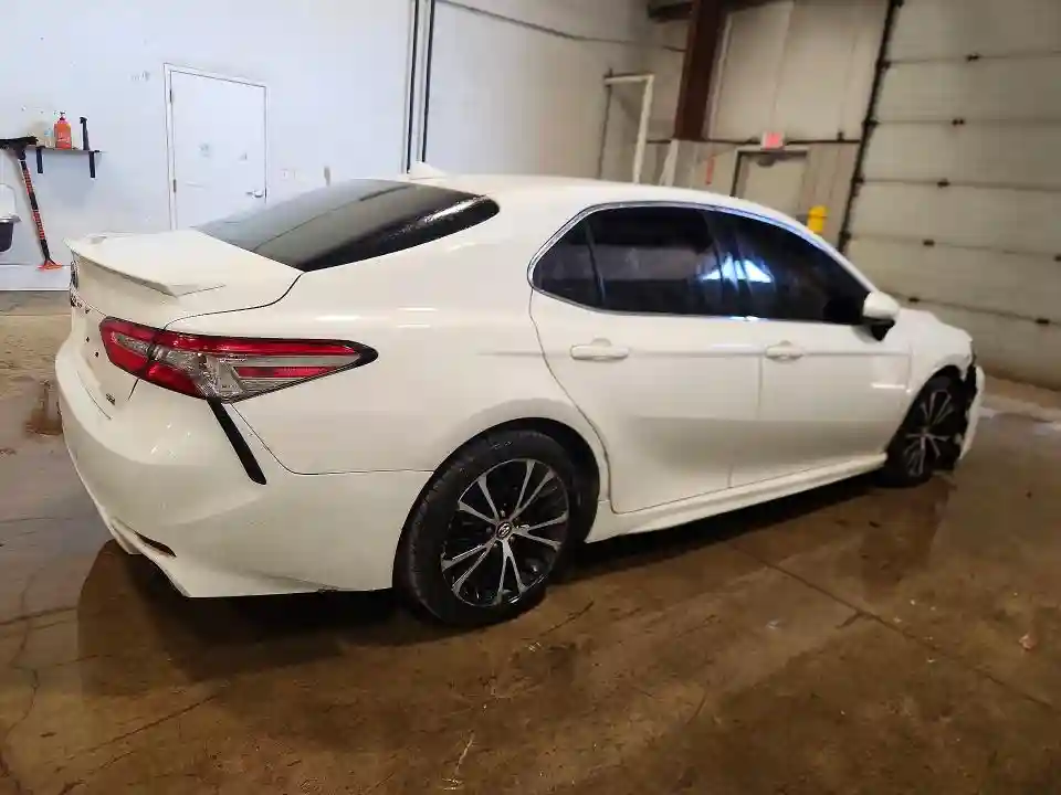4T1B11HK7KU812467 2019 TOYOTA CAMRY-2
