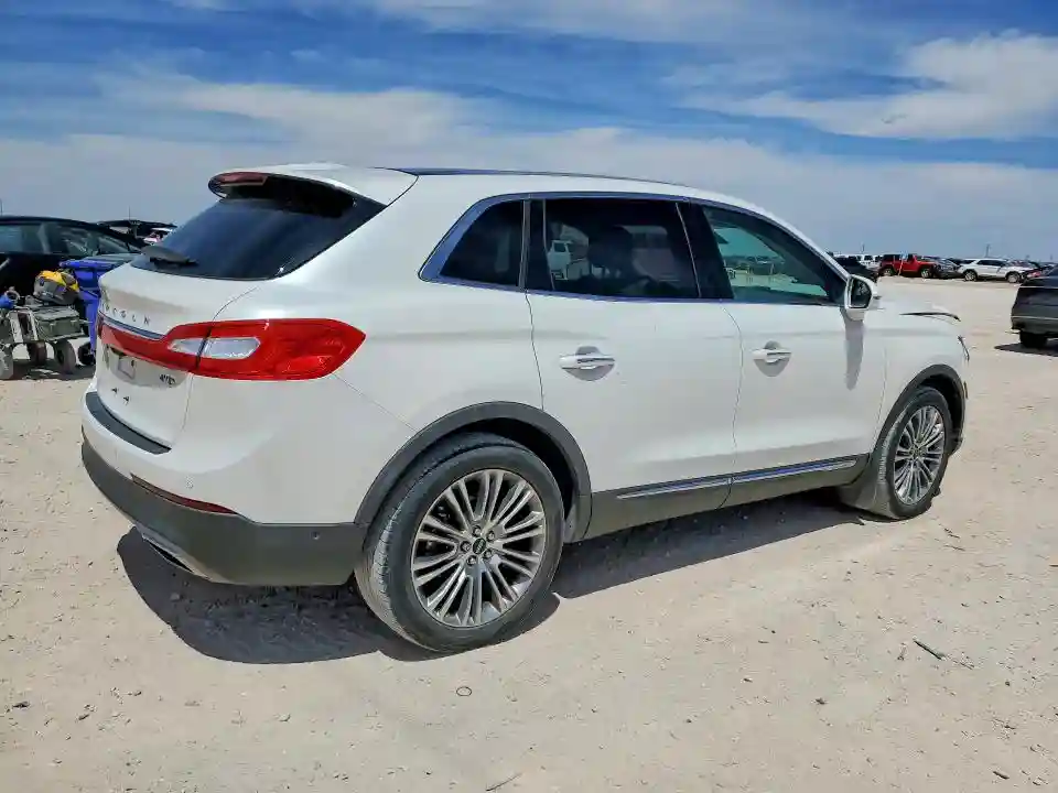 2LMPJ8LR7JBL37267 2018 LINCOLN MKX-2