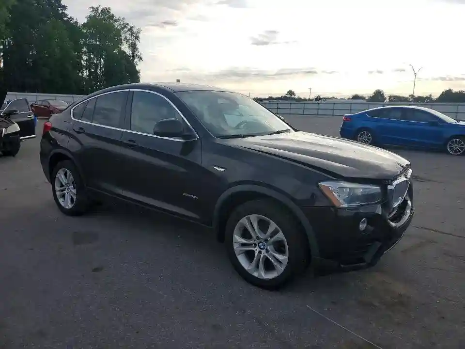 5UXXW3C5XG0R22693 2016 BMW X4-3