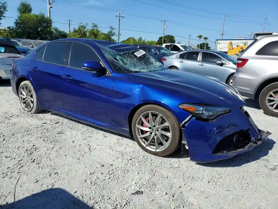 ZARFAMAN7N7660498 2022 ALFA ROMEO GIULIA-3
