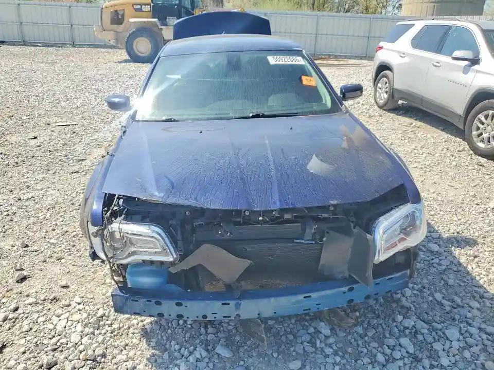 2C3CCAAG5GH295628 2016 CHRYSLER 300-4