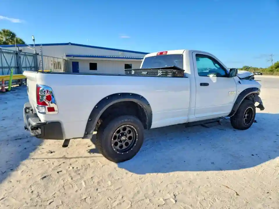 3C6JR6DG9HG654675 2017 RAM 1500-2