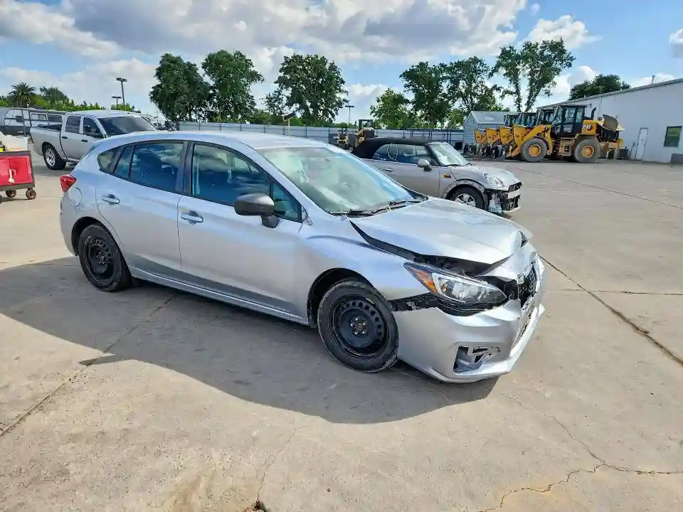 4S3GTAA65H1729020 2017 SUBARU IMPREZA-3