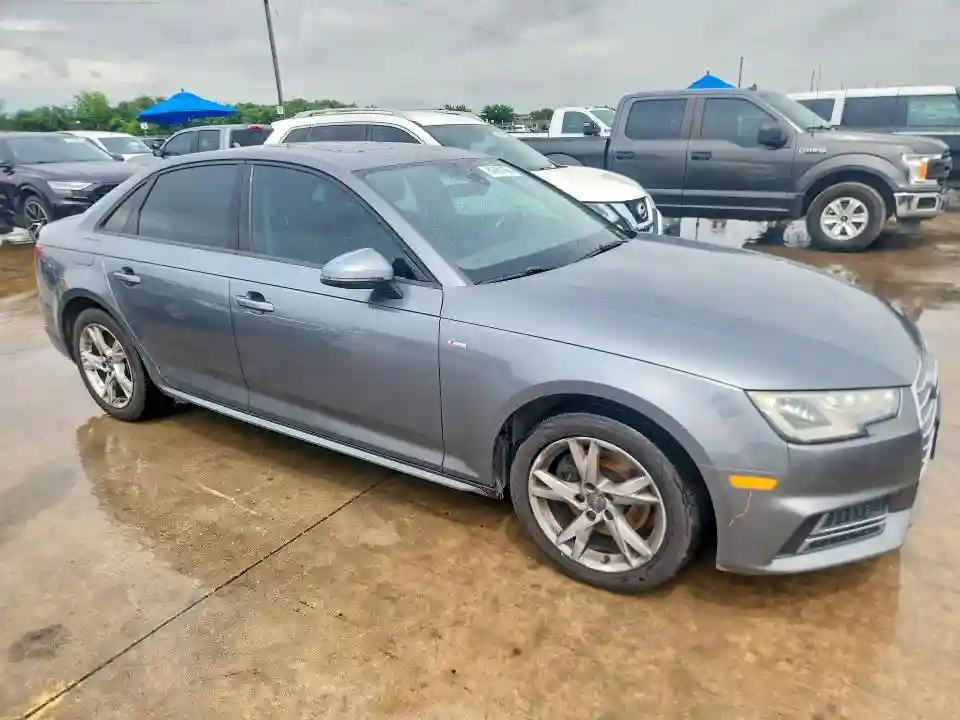 WAUKMAF43JA085406 2018 AUDI A4-3
