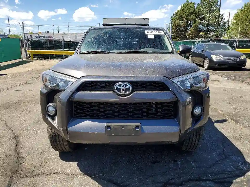 JTEBU5JR1J5596131 2018 TOYOTA 4RUNNER-4