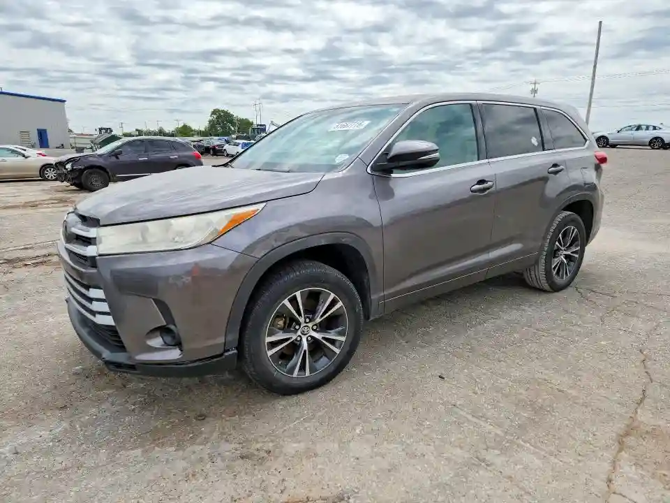 5TDZARFH3JS034471 2018 TOYOTA HIGHLANDER-0