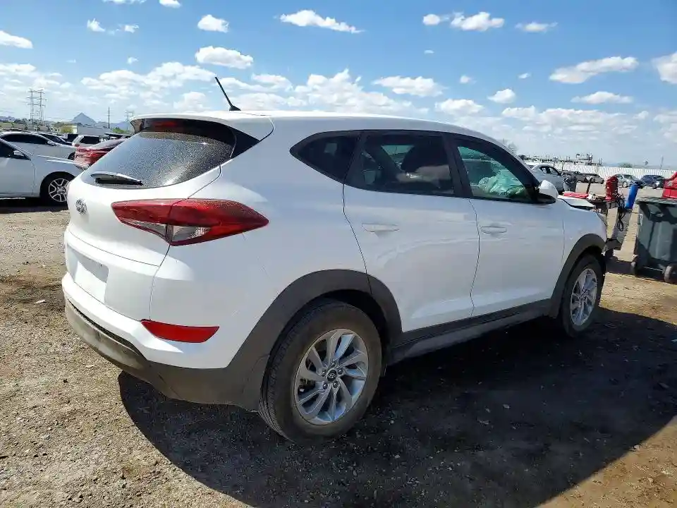 KM8J23A40JU696737 2018 HYUNDAI TUCSON-2