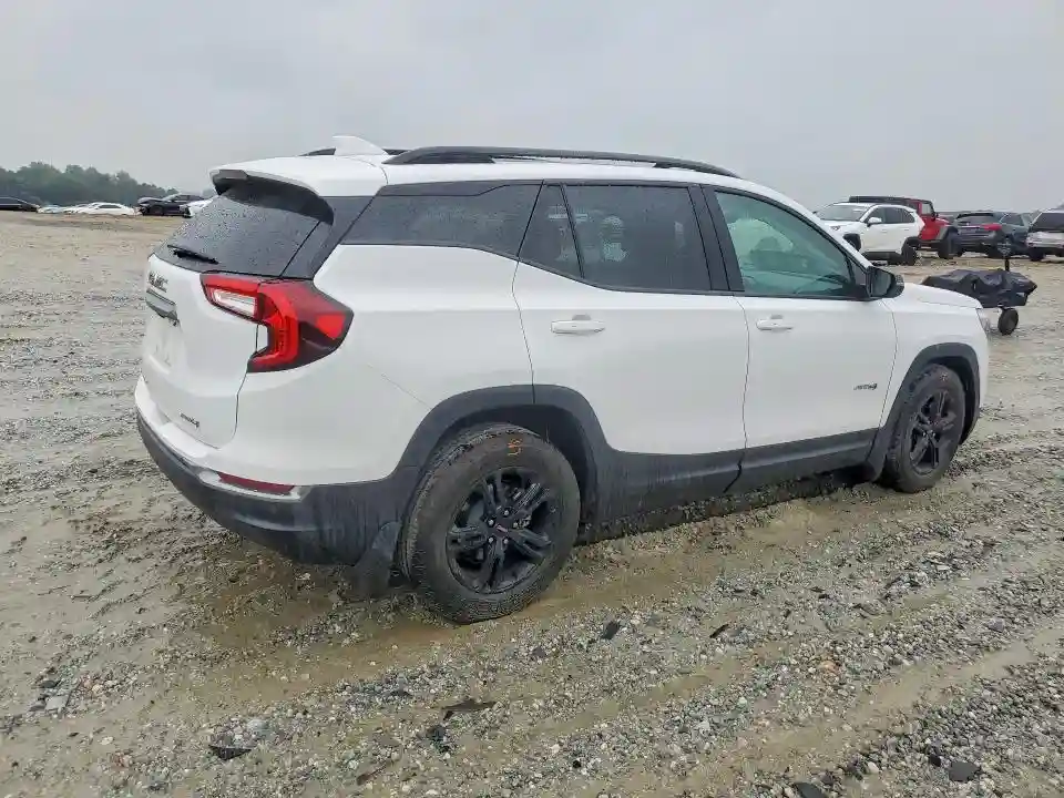 3GKALYEV4NL295536 2022 GMC TERRAIN-2