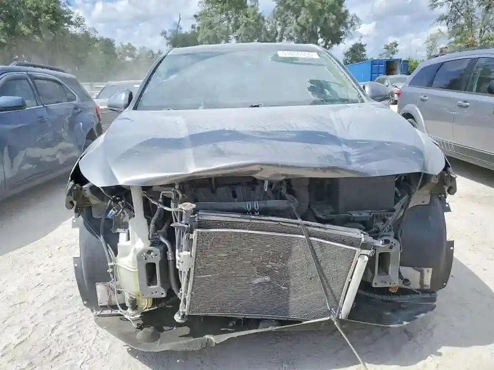 5NMS33AD2KH092184 2019 HYUNDAI SANTA FE-4