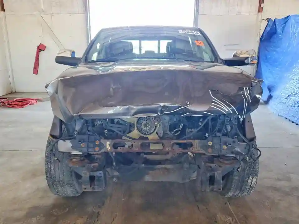 1C6RR7NTXHS660613 2017 RAM 1500-4