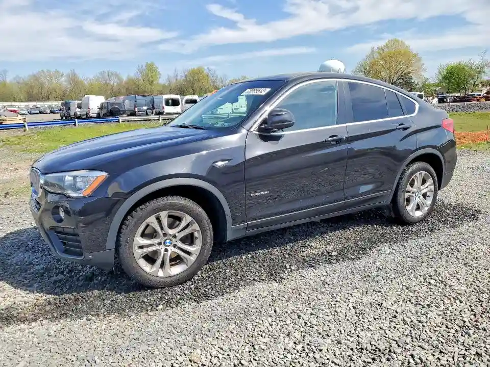 5UXXW3C51G0M90396 2016 BMW X4-0