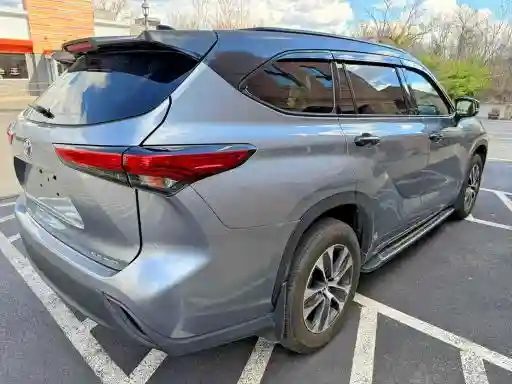 5TDGZRBH5MS105485 2021 TOYOTA HIGHLANDER-2