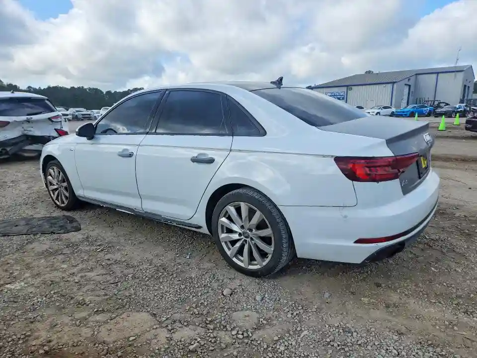 WAUKMAF4XJA219831 2018 AUDI A4-1