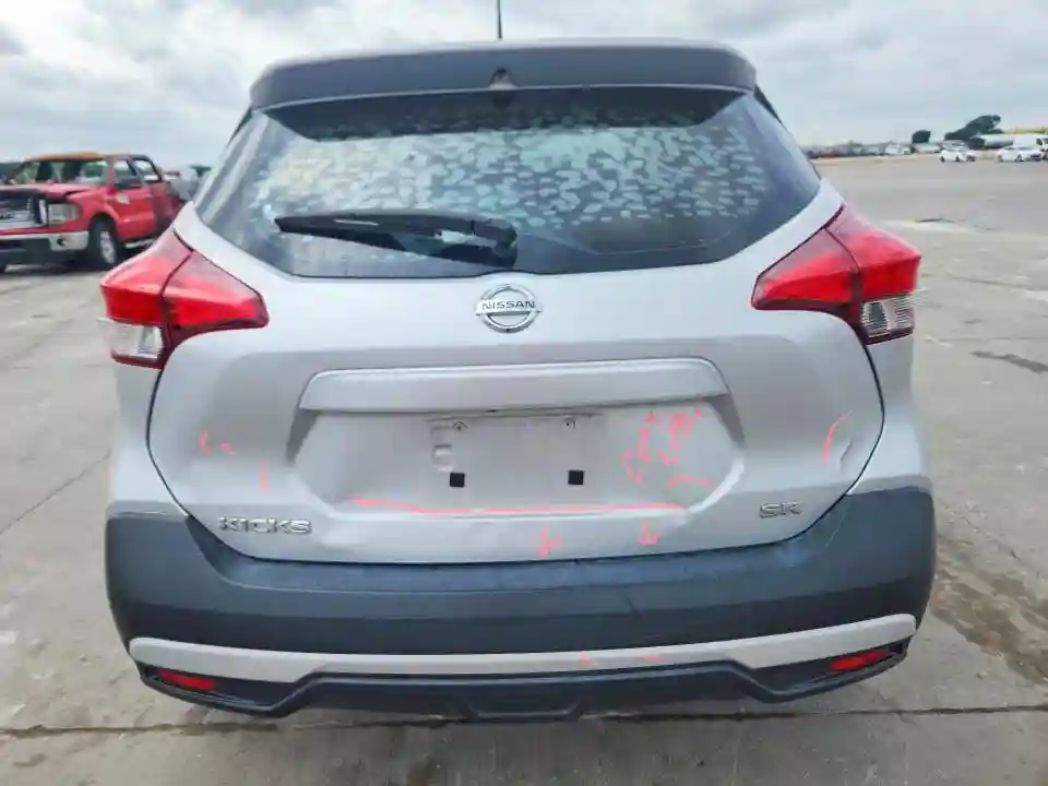 3N1CP5CU6KL527909 2019 NISSAN KICKS-5