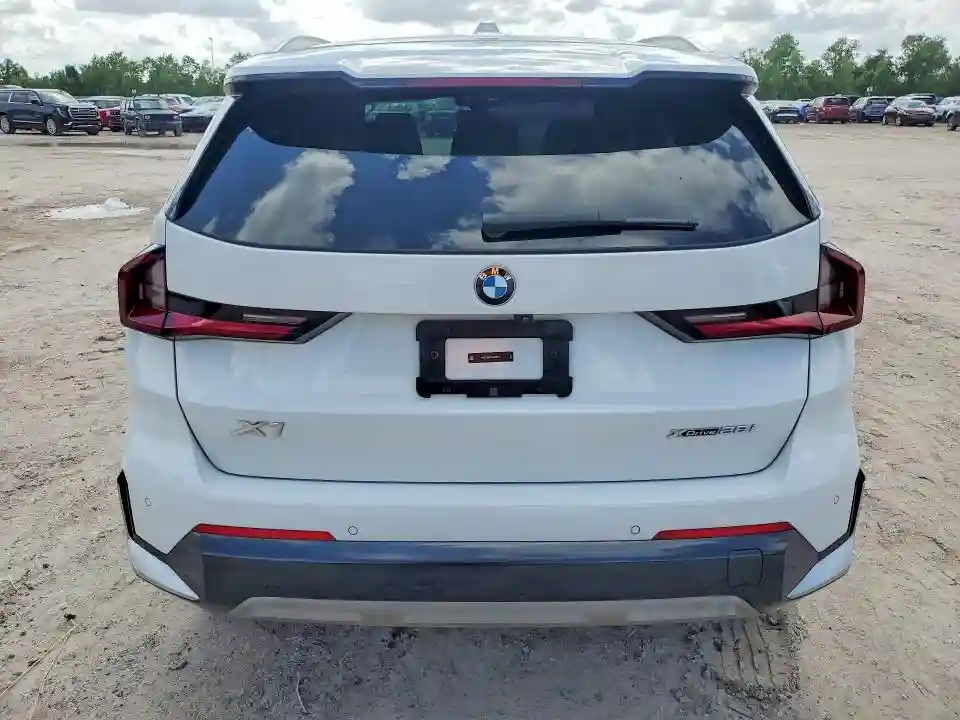WBX73EF03S5066741 2025 BMW X1-5
