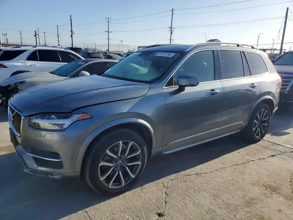 YV4A22PK8J1391165 2018 VOLVO XC90-0
