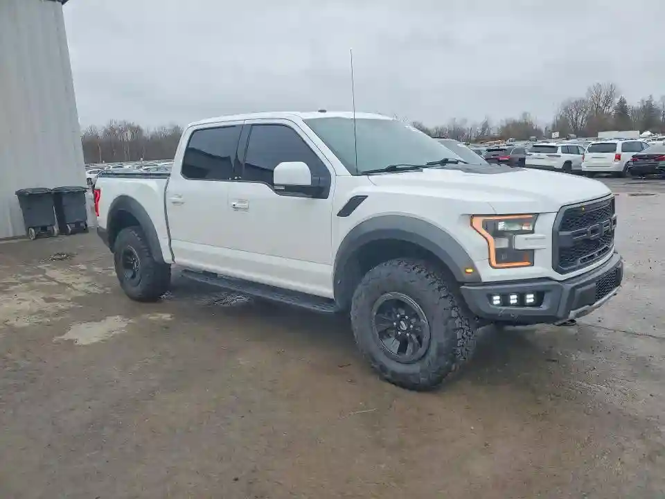 1FTFW1RG9JFB23051 2018 FORD F150-3