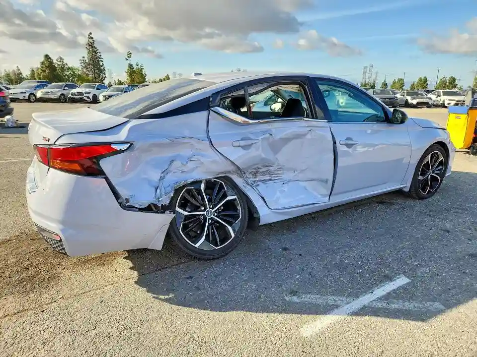 1N4BL4CV2PN382887 2023 NISSAN ALTIMA-2