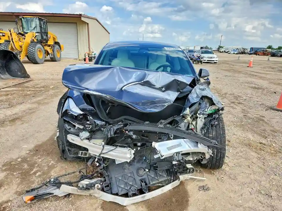 5YJ3E1EB2NF269656 2022 TESLA MODEL 3-4