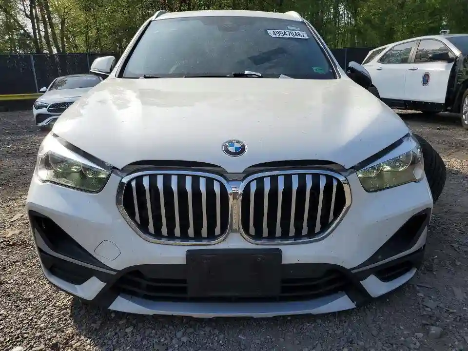 WBXJG9C03L5R60097 2020 BMW X1-4