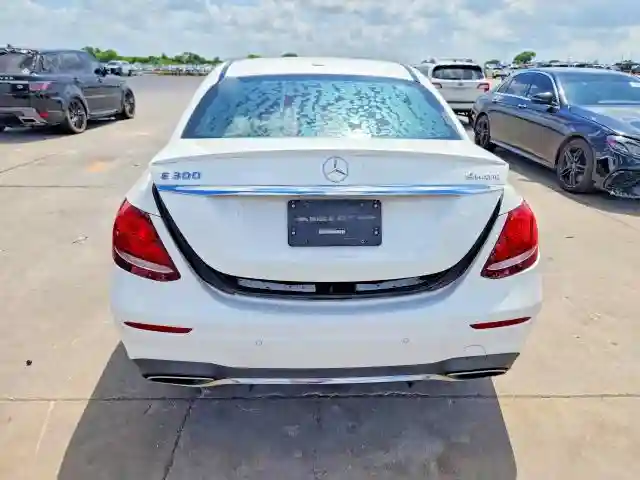 WDDZF4KB7HA036193 2017 MERCEDES-BENZ E-CLASS-5