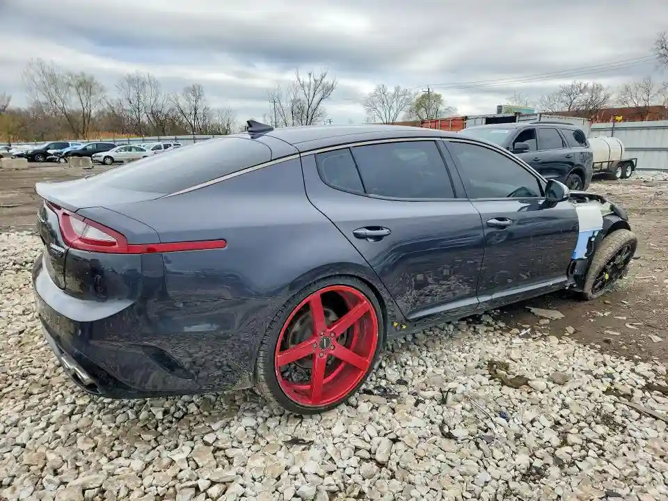 KNAE15LAXL6073959 2020 KIA STINGER-2