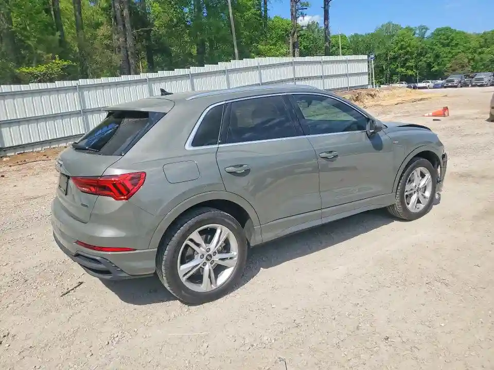 WA1EECF37R1143801 2024 AUDI Q3-2