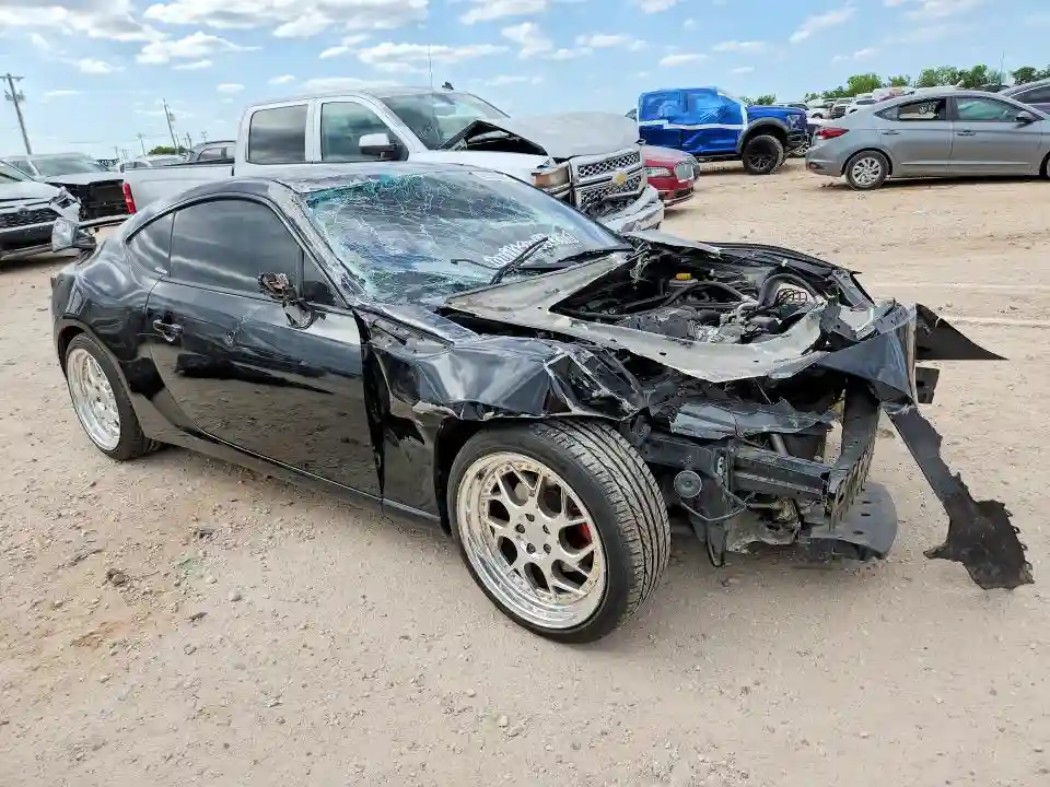 JF1ZCAC10J8602088 2018 SUBARU BRZ-3